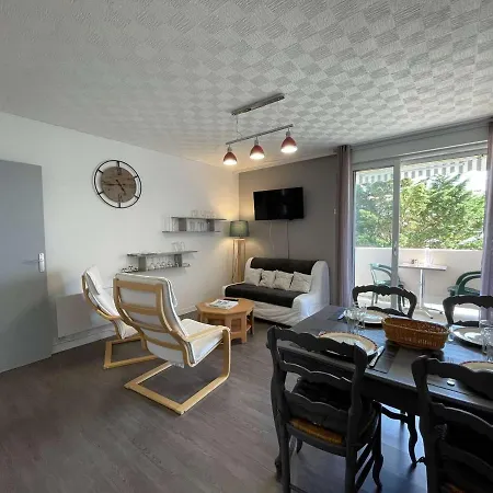 Appartement Lumineux Avec Parking - 4 Pers. - Fr-1-224C-703 * Saint-Hilaire-de-Riez
